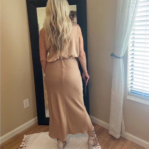 BTFBM Tan Long Sleeveless Dress Medium - Picture 8 of 10
